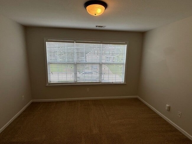 Building Photo - 1205 Sumter Landing Ln