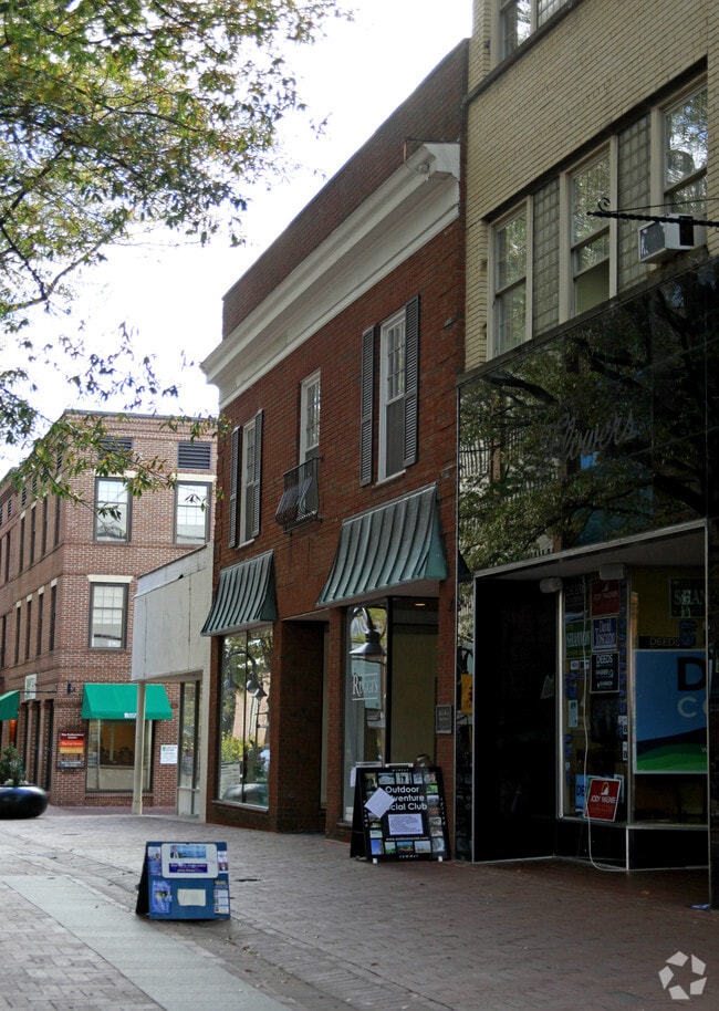 Primary Photo - Main Street Apartments