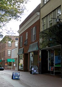 Building Photo - Main Street Apartments