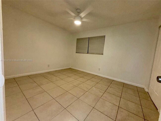 Building Photo - 4045 NW 19th St