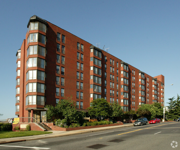 Primary Photo - Carmel Plaza