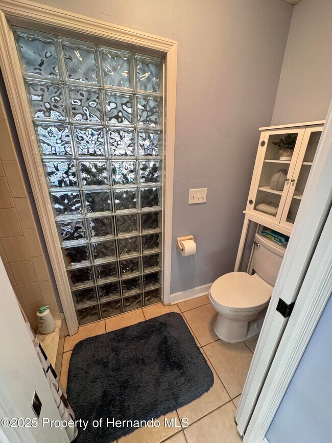 Building Photo - 5281 Aaron Ln