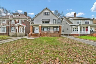 Building Photo - 3234 Euclid Heights Blvd