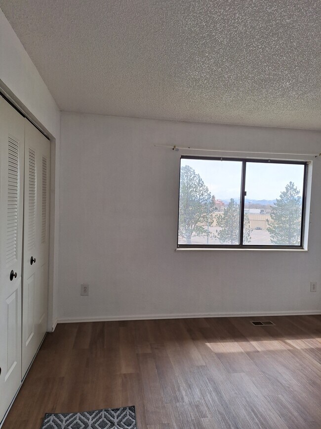 Building Photo - 2760 W 86th Ave