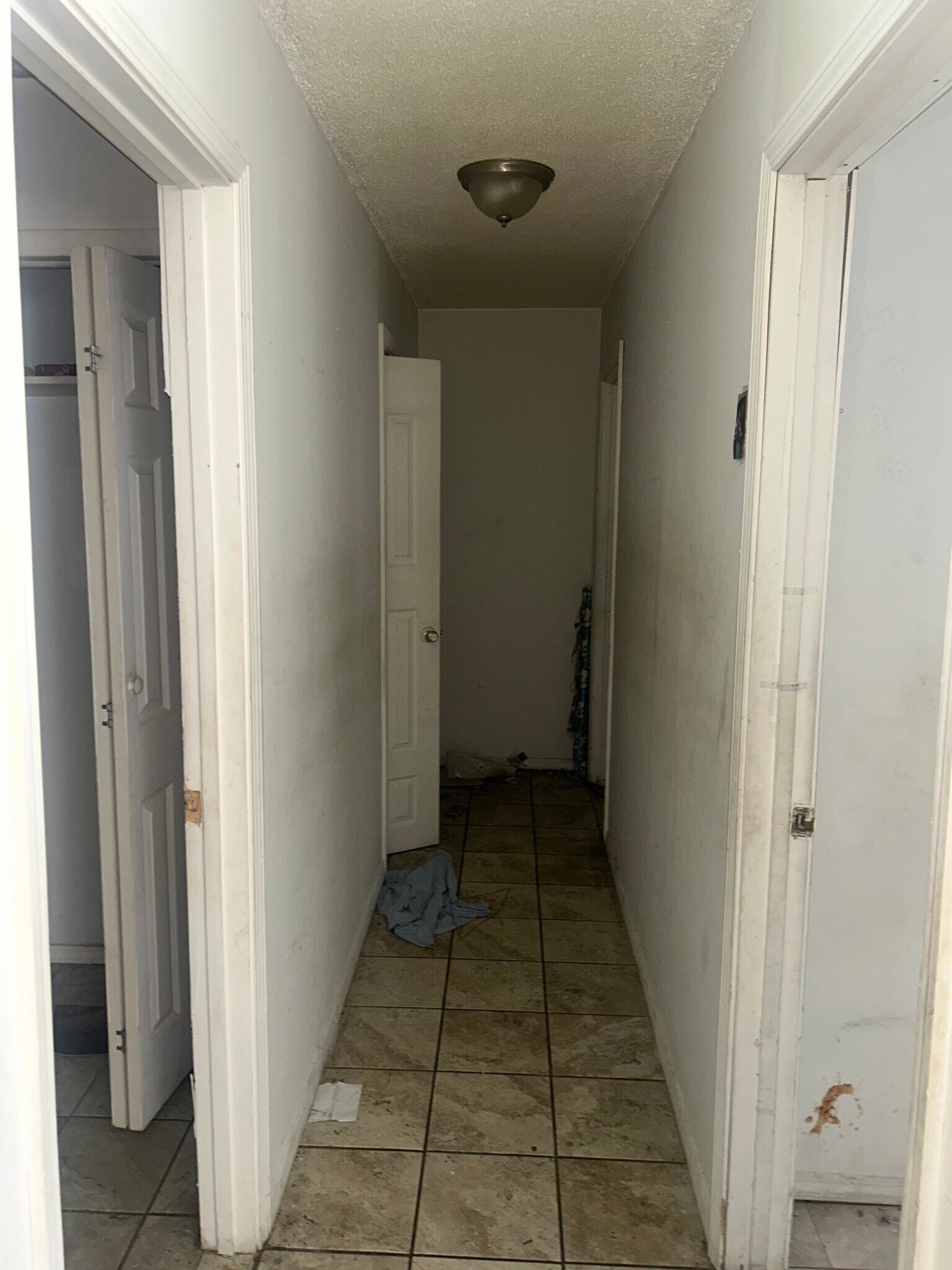 Building Photo - 1104 N 41st St