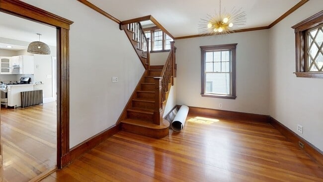 Building Photo - 104 Emerald St