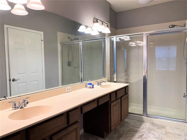 Building Photo - 10222 River Palencia Ct