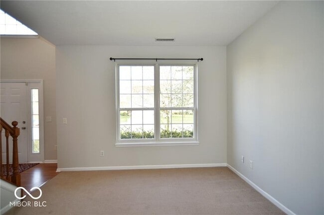 Building Photo - 5742 Cantigny Way N