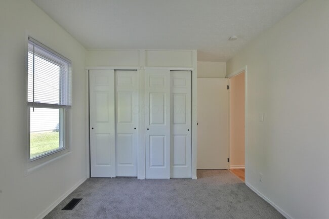 Building Photo - 601 Daventry Ln