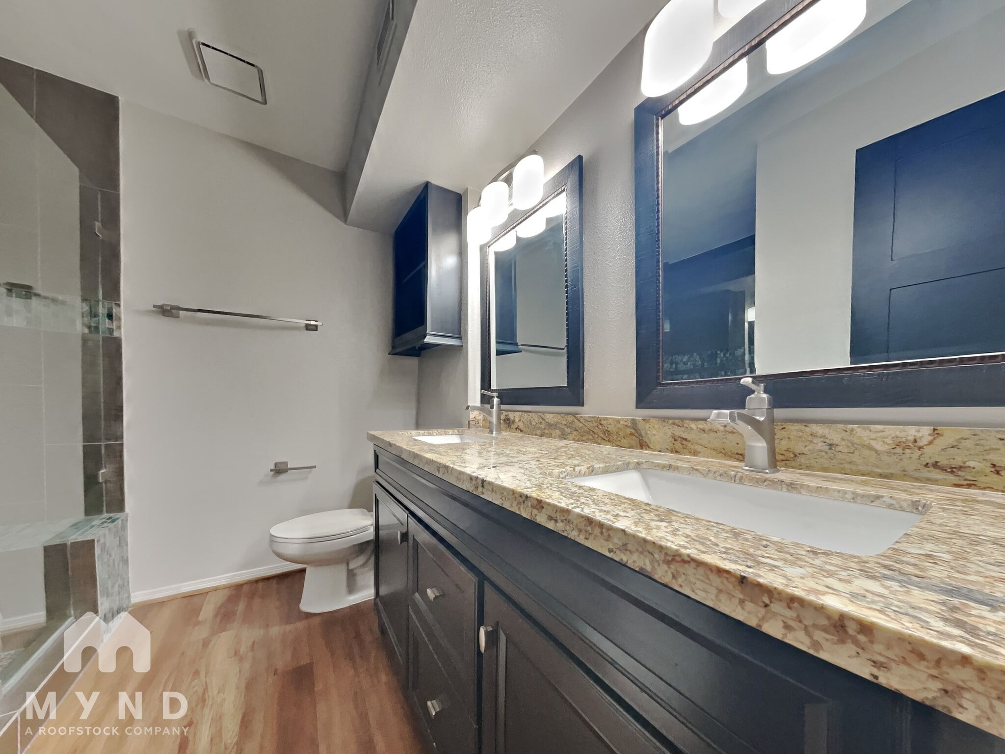 Building Photo - 8211 Katy Fwy