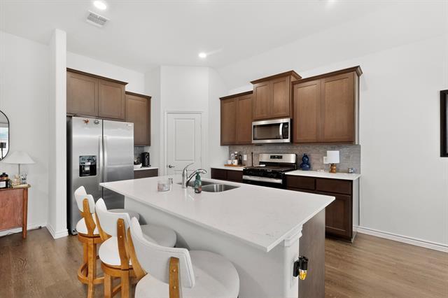 Building Photo - 2804 Cain Dr