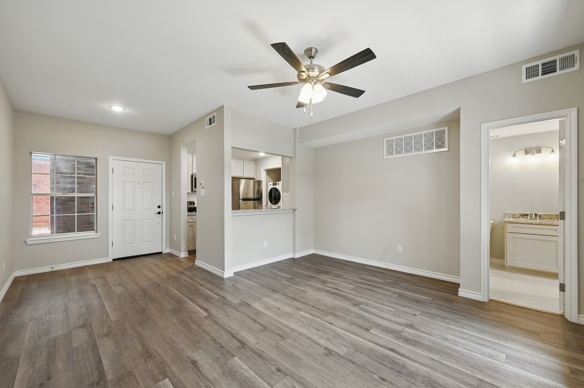 Building Photo - 5325 Bent Tree Forest Dr