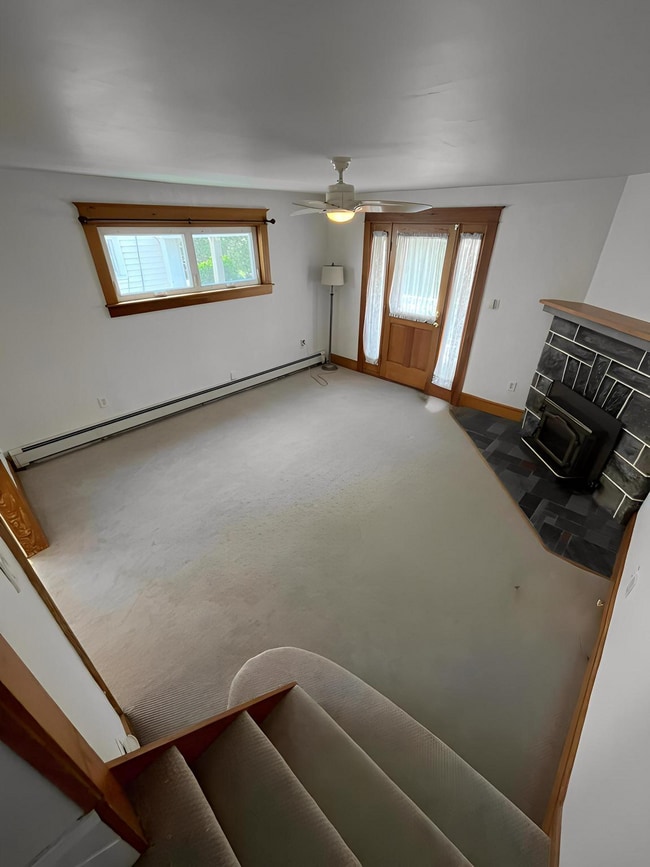 Building Photo - 4021 Dayton Rd
