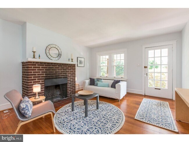 Building Photo - Newly Renovated Mt. Airy Corner Home — Hig...