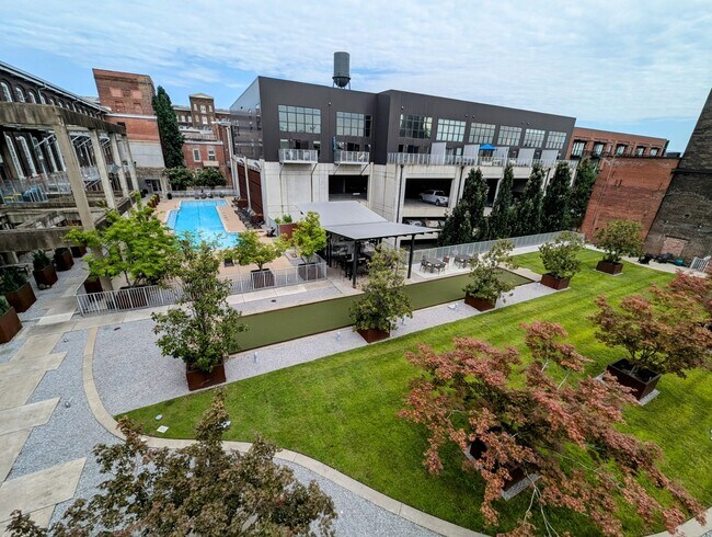 Building Photo - Amazing Germantown Loft in Historic Werthan Mills Lofts!