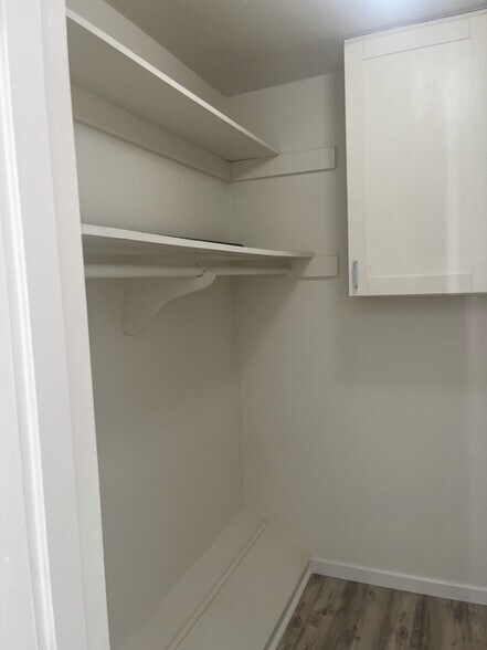 Building Photo - 4011 Florida St