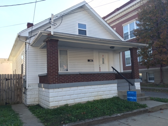 Primary Photo - Spacious 2 Bedroom close to campus!