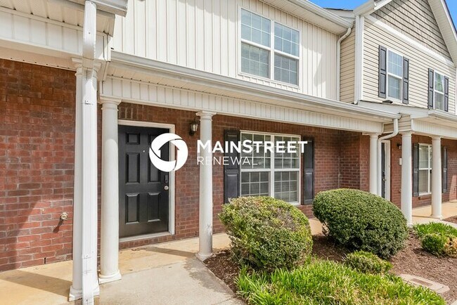 Building Photo - 3 Bedroom Pet-Friendly Home in La Vergne, TN with Main Street Renewal