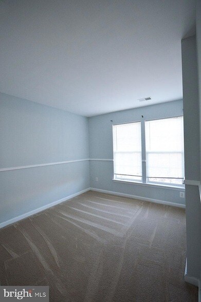 Building Photo - 106 Cagney Terrace SE