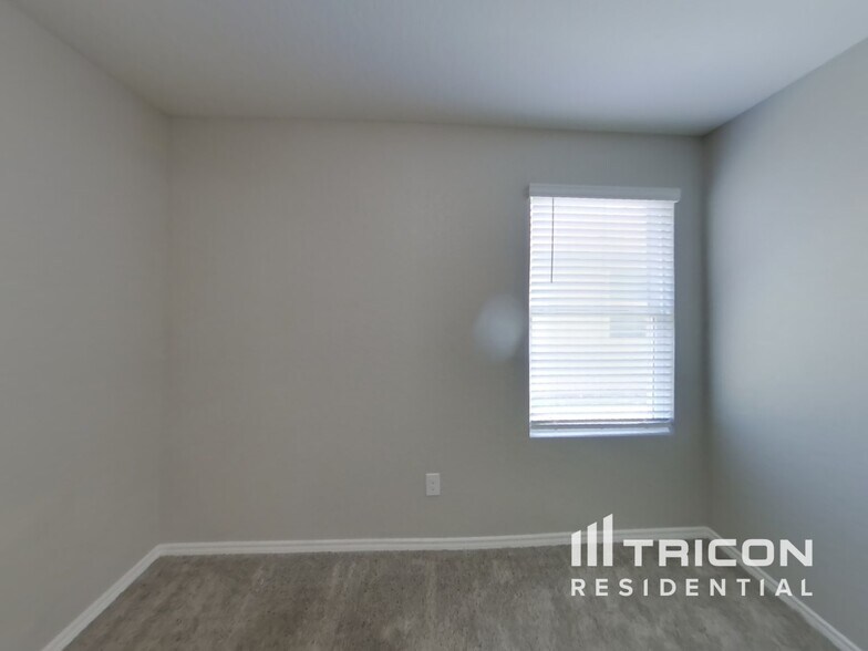 Building Photo - 8730 Segura Wy