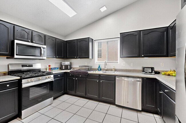 Building Photo - 10743 Antler Tool Rd SW