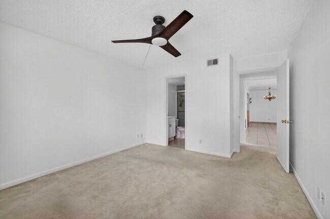 Building Photo - 4992 Sable Pine Cir
