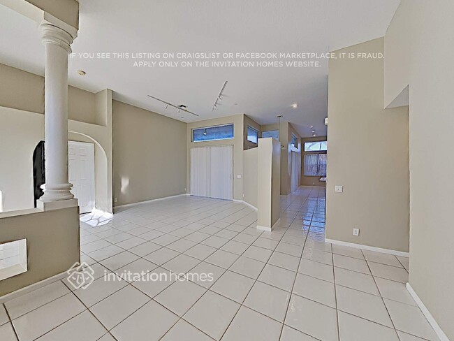 Building Photo - 8227 NW 41st St