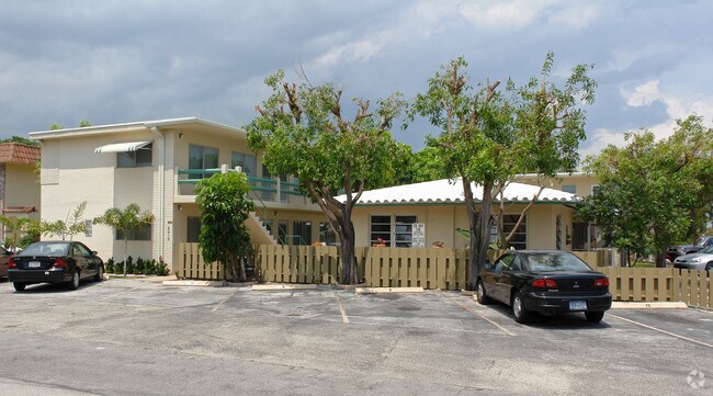 Primary Photo - Eastwind Apartments