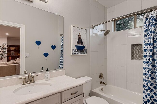 Building Photo - 2516 Arion Cir