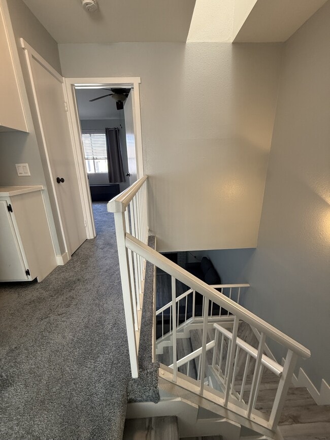 Building Photo - 8731 Pine Crest Pl