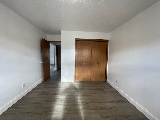 Building Photo - 601 Rizek Dr