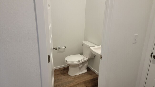 Building Photo - Brand New 3-Bedroom Home In Eagle Ridge