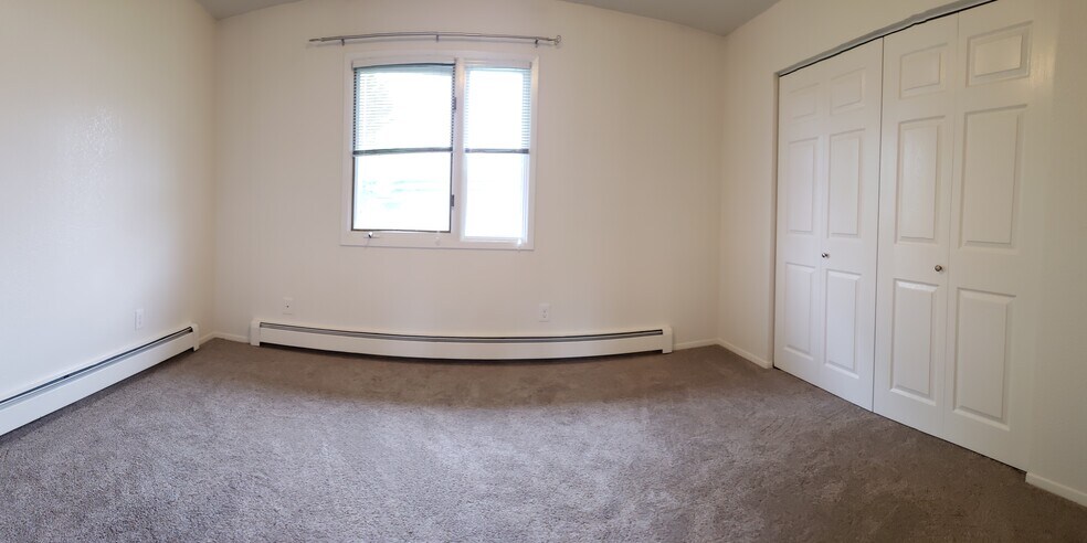 Building Photo - 7331 Meadow St