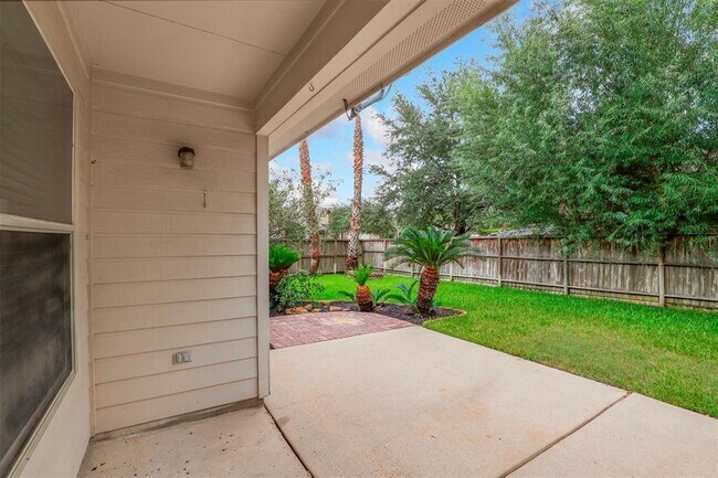 Building Photo - 11618 Columbia Pines Ln