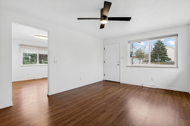 Building Photo - Newly Remodelled 3-Bed, 2-Bath Home Near Sloan’s Lake