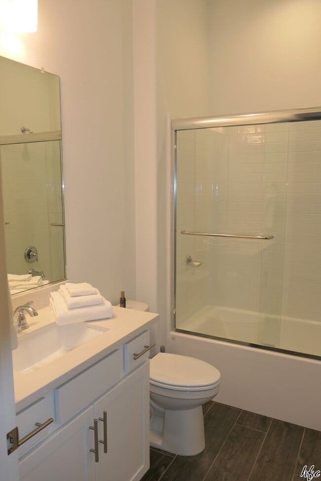 Building Photo - Del Webb,55+,Community.Rancho Mirage.Furnished/ Long Term/seasonal.