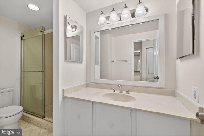 Building Photo - 2555 Pennsylvania Ave NW