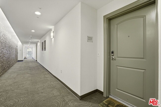 Building Photo - 3740 Santa Rosalia Dr