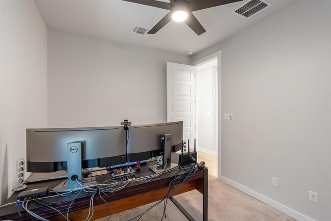 Building Photo - 2224 Nightjar Song Dr