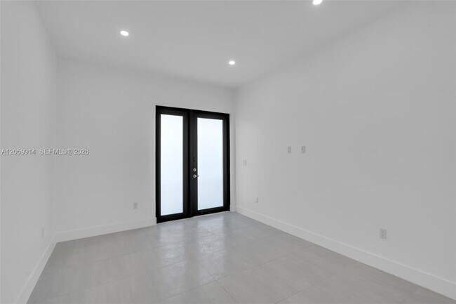 Building Photo - 18362 SW 102nd Pl