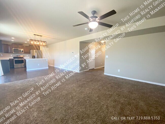 Building Photo - 6142 Meadowbank Ln