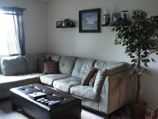 Building Photo - 22 E 600 S