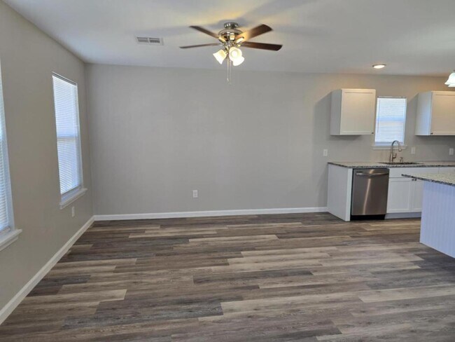 Building Photo - 4115 W 57th St