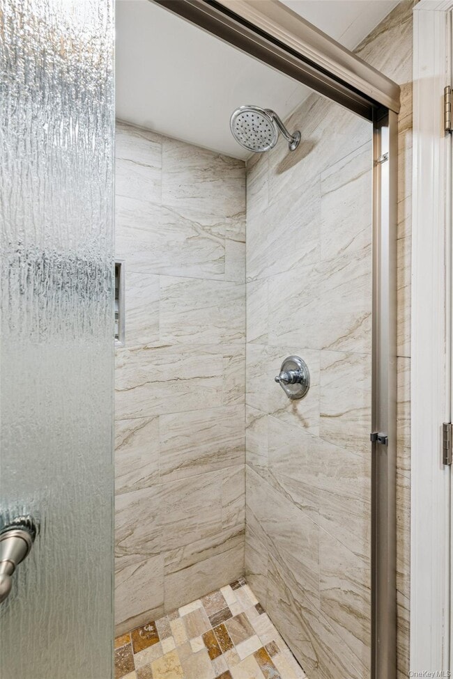 Building Photo - 24 Waterside Ave