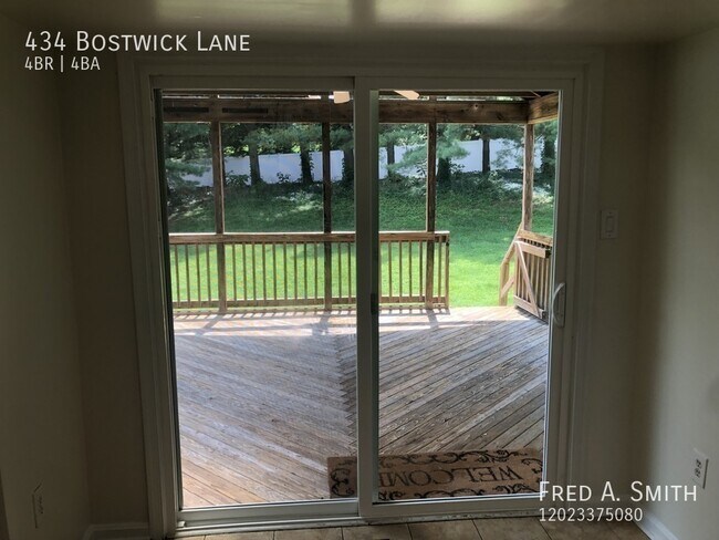 Building Photo - 434 Bostwick Ln