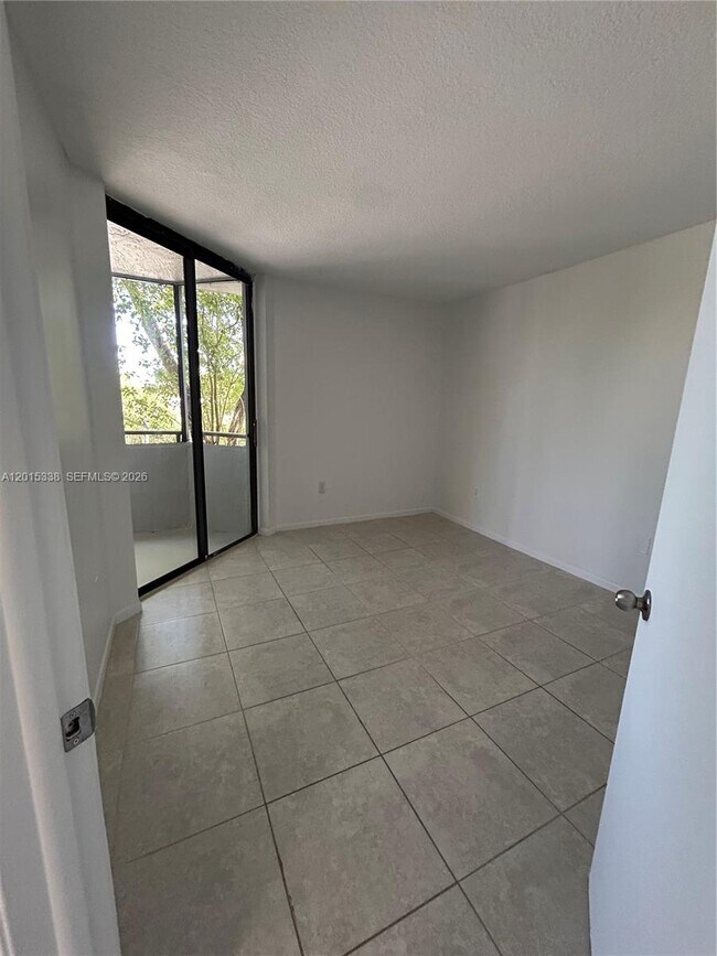 Building Photo - 8205 SW 152nd Ave