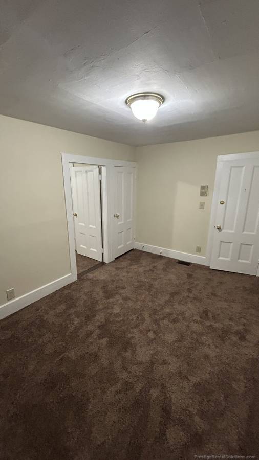 Building Photo - 297 Nahant Rd