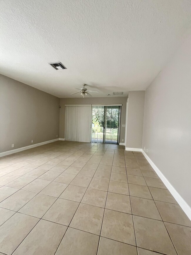 Building Photo - 325 Mulberry Grove Rd