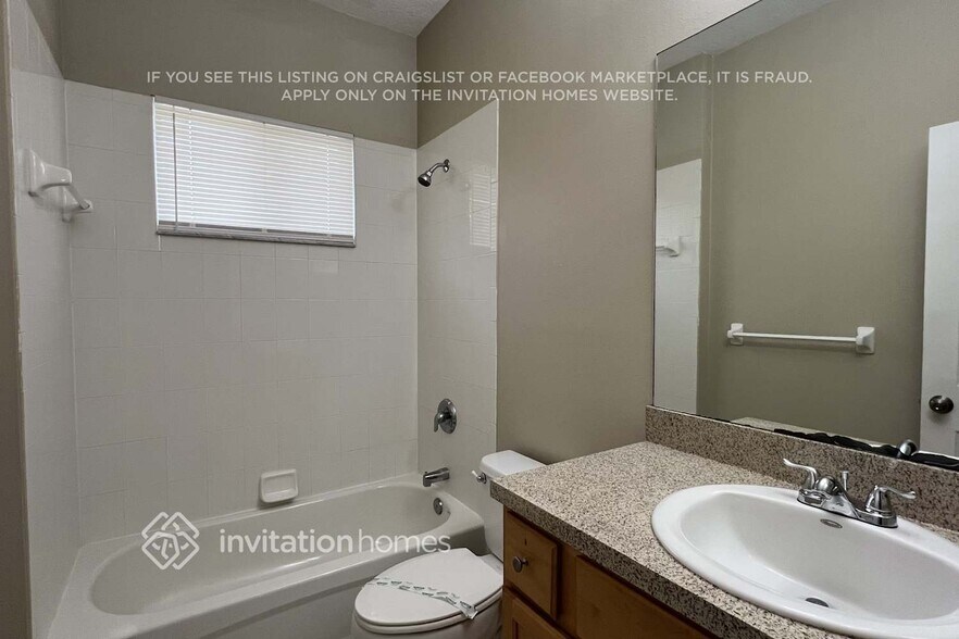 Building Photo - 10649 Masters Dr