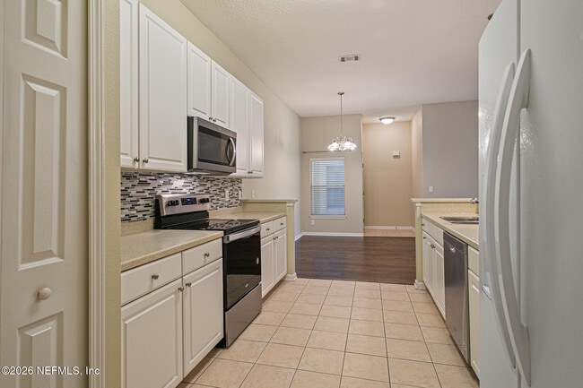 Building Photo - 9411 Osprey Branch Trail